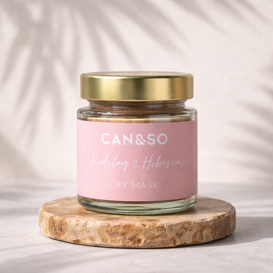 Hibiscus en rode klei masker.