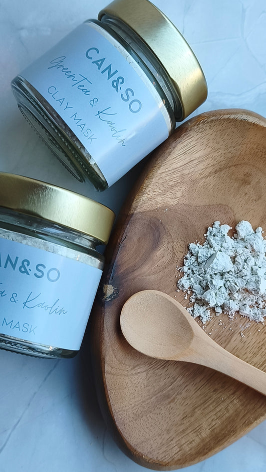Kaolin en groene thee kleimasker